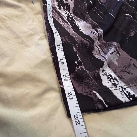 NEW PHOTOS! GAUCHOS, WIDE LEG, BLACK PRINT COMBO, SIZE 4X, MADE IN CANADA!!, - Picture 4 of 15